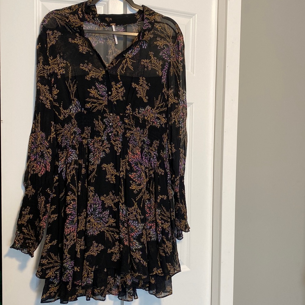Floral Free People Dress. Brand New w/o tags. Size L.